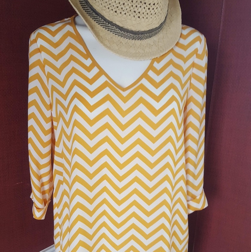 White and yellow tunic top